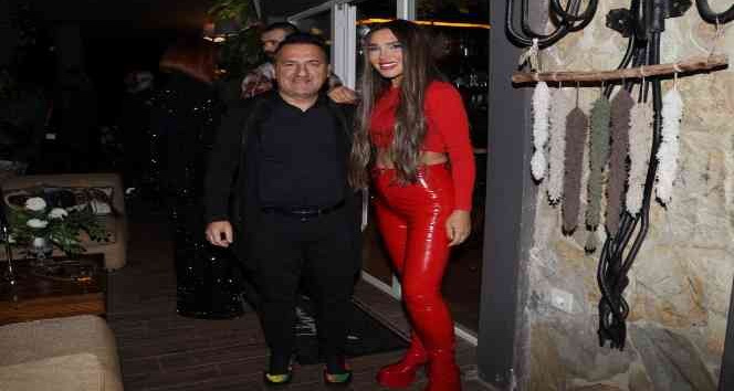 Seren Serengil’den sevgilisine sürpriz doğum günü partisi