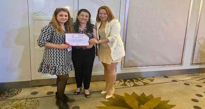 Uluslararası Kongre’de “En İyi Sözel Bildiri Ödülü” BARÜ’ye verildi