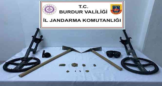 Burdur’da kaçak kazı operasyonu