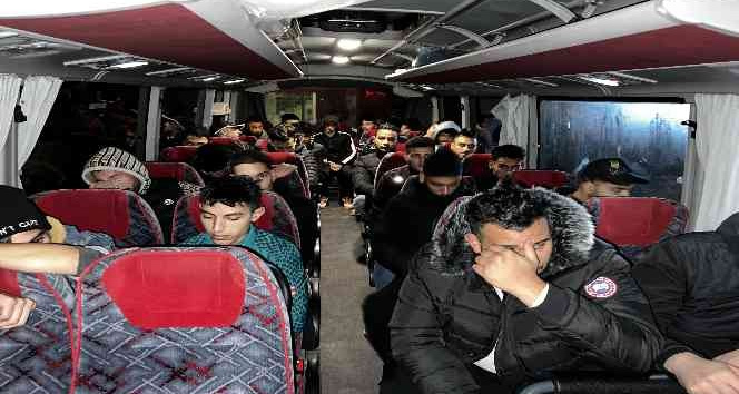 Gelibolu’da 35 kaçak göçmen yakalandı