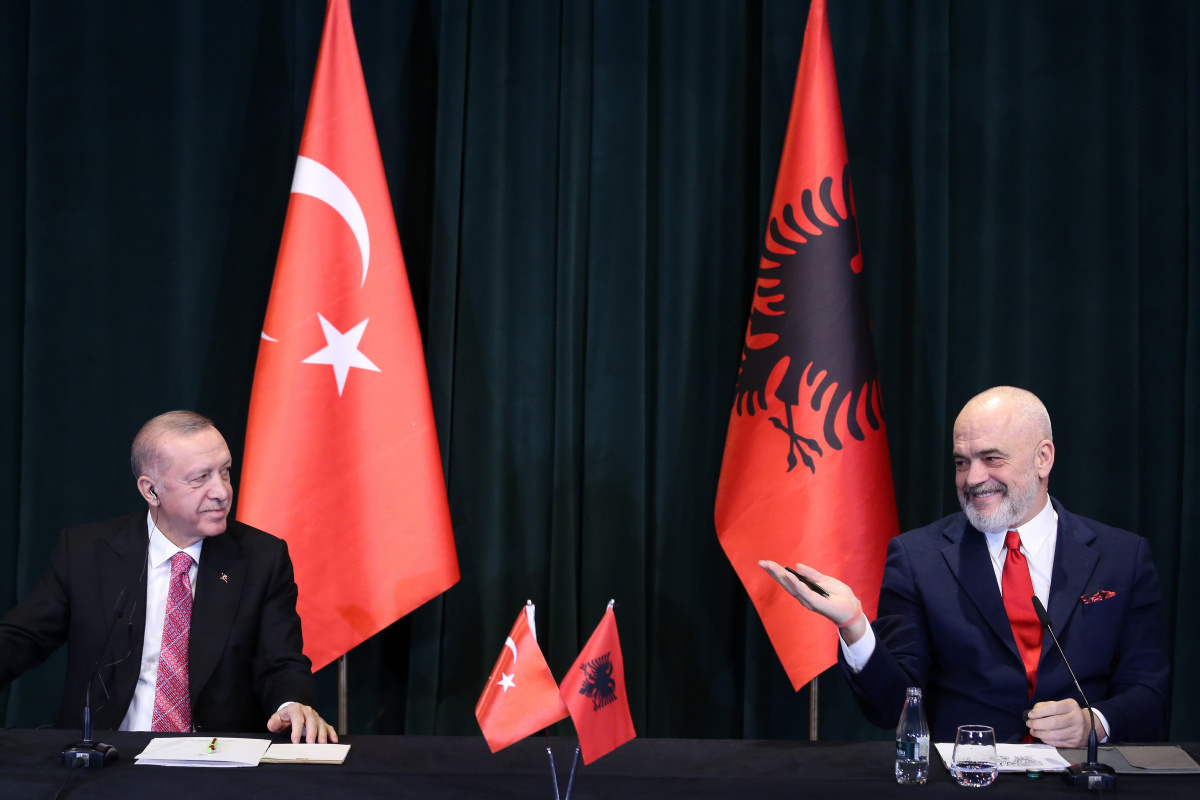 Arnavutluk Başbakanı Rama&#039;dan, Cumhurbaşkanı Erdoğan ve Guterres&#039;e tahıl anlaşması tebriği