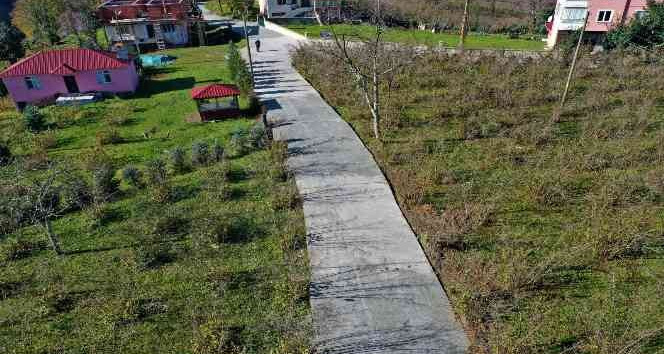 Yeşilköy Mahallesi’nde beton yol çalışması yapıldı