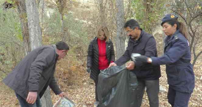 Çevre temizliği yapan Nevşehir Valisi Becel: “En güzel temizlik, hiç kirletmemektir”