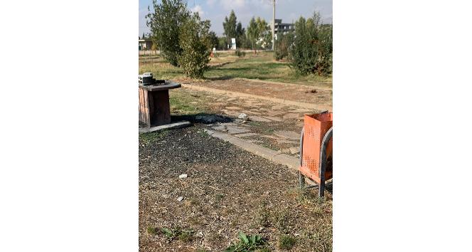 Vatandaşlar Yenikent Mahallesindeki 88 dönümlük parkta bakım istiyor