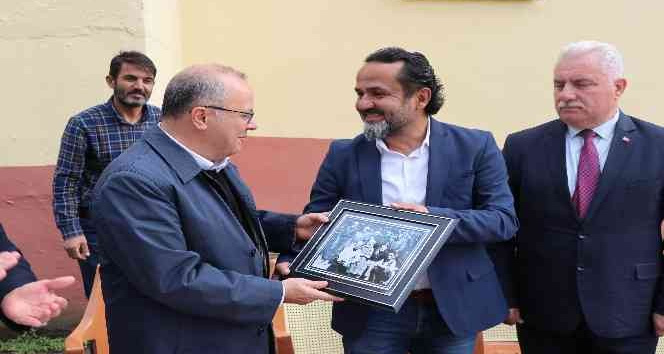 Duman, MHP MYK Üyesi Korta’dan projelerine destek istedi