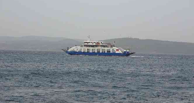 Bozcaada’da yarınki tüm feribot seferleri iptal edildi