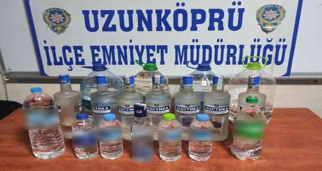 Uzunköprü’de bir iş yerinde kaçak alkol ele geçirildi