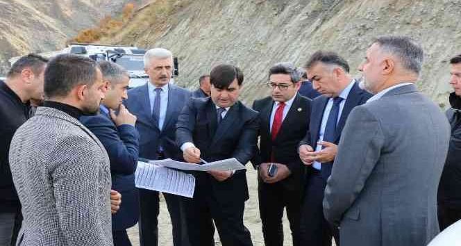 Vali Çağatay, yol çalışmalarını inceledi