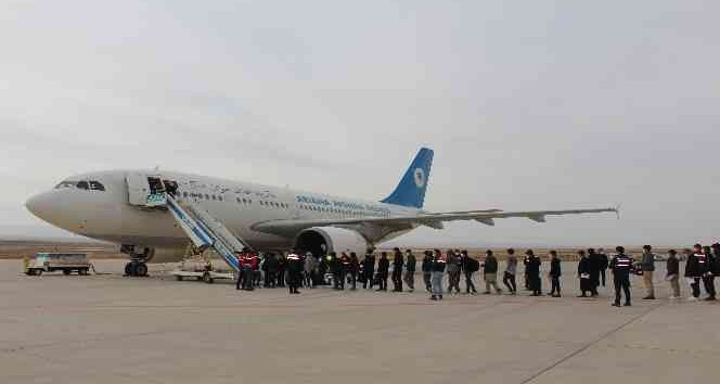 Iğdır’dan 226 göçmen daha ülkelerine gönderildi