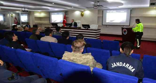 Kış dönemi trafik güvenliği toplantısı yapıldı