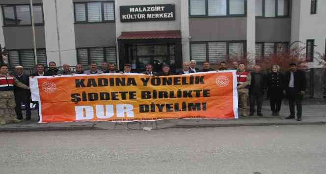 Malazgirt’te "Kadına Yönelik Şiddete Hayır" paneli