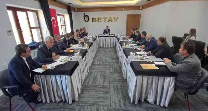 Vali Çağatay: “2023 yılı Bitlis için çıkış yılı olacak”