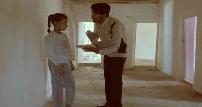 90’larda tek öğrencisi için mücadele veren öğretmenin hikayesi beyaz perdeye taşındı