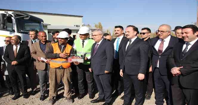 Malazgirt’te yapılacak otogarın temeli törenle atıldı