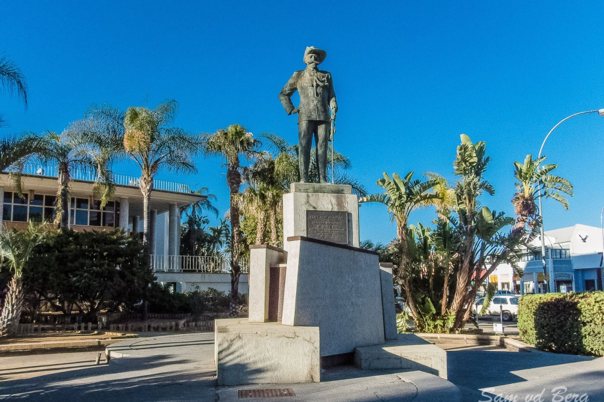 Namibya&#039;da Alman sömürge subayının heykeli kaldırıldı