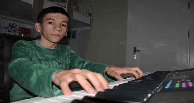 En büyük hayali öğretmen olmak