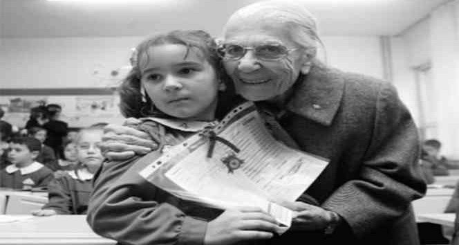 Tarihe geçen ilk kadın öğretmen