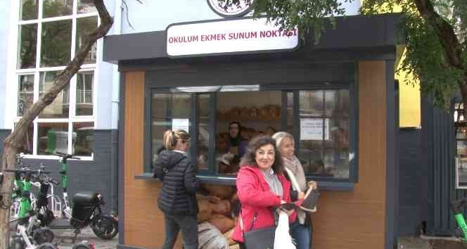 Kadıköy’de fabrika gibi lise: Ekmek üretip, restoran işletiyor ve kahve satıyorlar