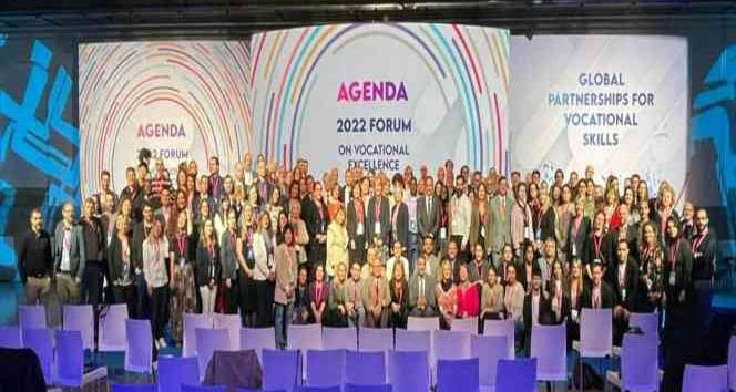 Yalova Üniversitesi Altınova MYO uluslararası forumda örnek gösterildi