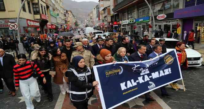 Gümüşhane’de Kadına Yönelik Şiddete Karşı Uluslararası Mücadele Günü yürüyüşü