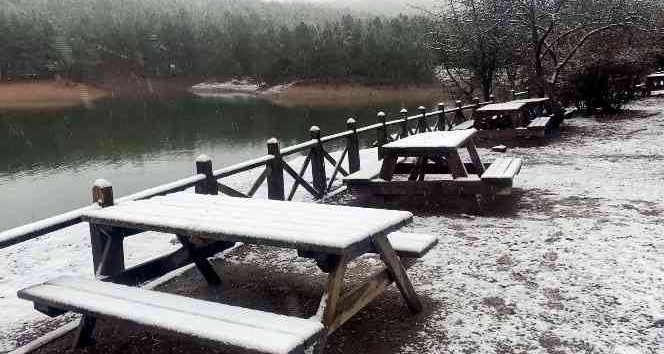 Türkiye’nin ilk milli parkı beyaza büründü