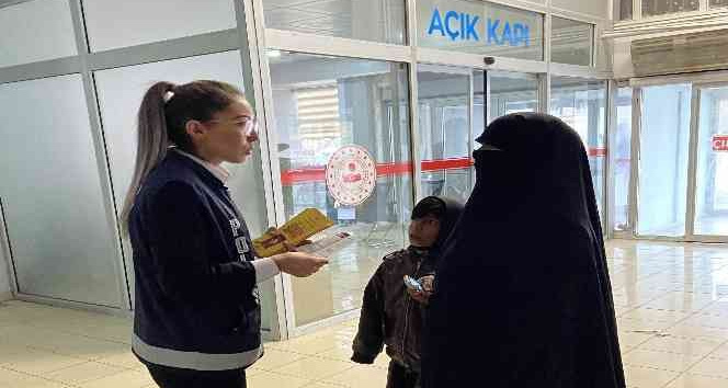 Vatandaşlar KADES uygulaması hakkında bilgilendiriliyor