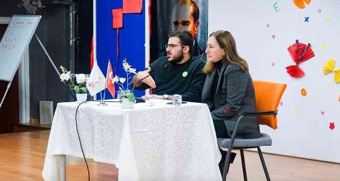 Altınküreli öğrenciler diş hekimliğiyle alakalı merak ettiklerini öğrendi