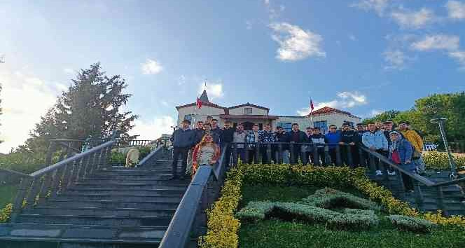 Nazillili Meslek Liseliler Aydın’daki müzeleri gezdi