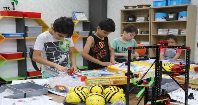 Gençler için robotik kodlama kursu açılıyor