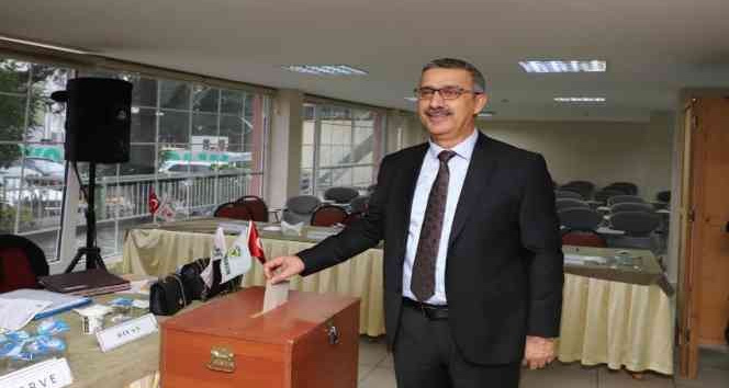 Fiskobirlik’te Lütfi Bayraktar güven tazeledi