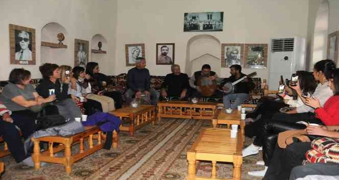 Tur rehberleri Cizre’ye hayran kaldı