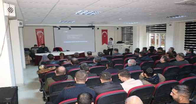 Cizre’de eğitim kurumlarındaki personele hijyen eğitimi