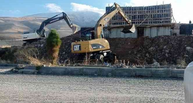 Iğdır Üniversitesinde göçük