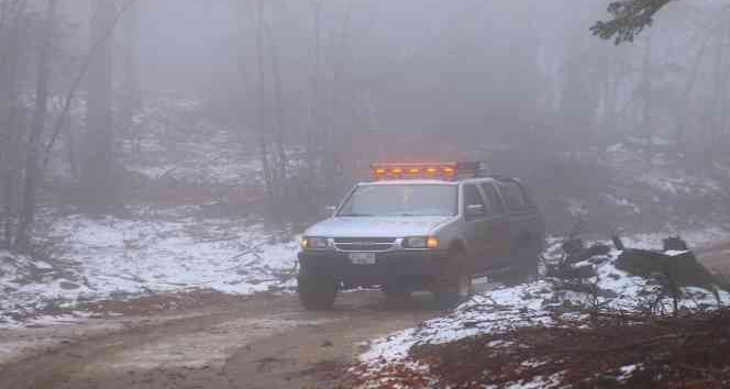 Kazdağları yağan karla beyaza büründü