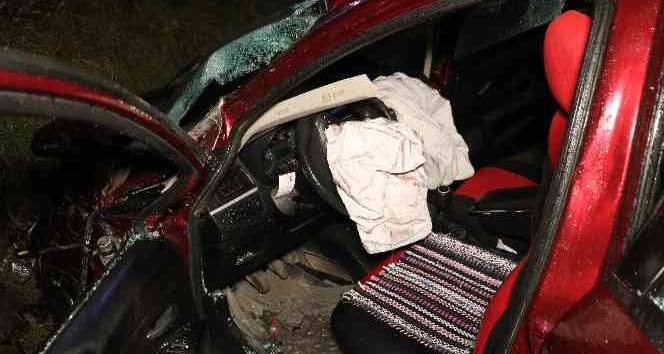 Kapıkule yolunda otomobil tır ile çarpıştı: 5 yaralı