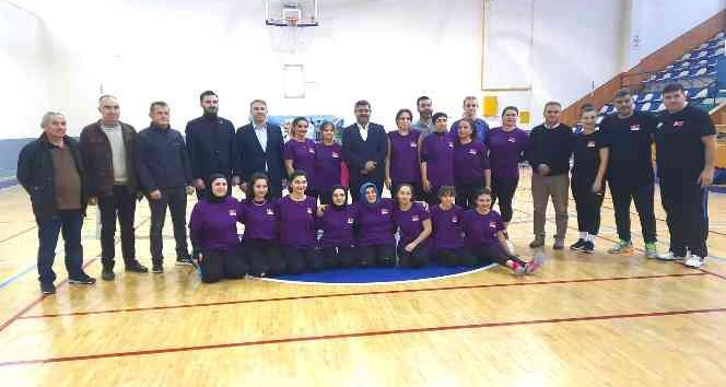 Oturarak Voleybol Kadın A Milli Takımı Karaman’da çalışmalara devam ediyor