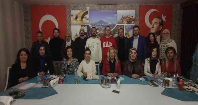 Turizmcilere sosyal medya eğitimi