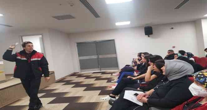 İtfaiyeden Yalova Devlet Hastanesi personeline yangın eğitimi