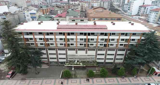 Akçaabat’taki eski Tekel binası 4 yıldızlı otel olacak