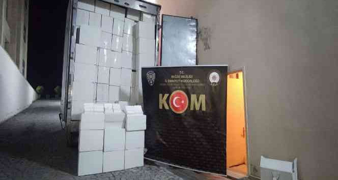 Niğde’de 5 milyon 500 bin makaron ele geçirildi