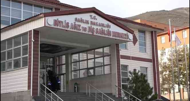 Bitlis’te 10 yeni diş ünitesi açıldı