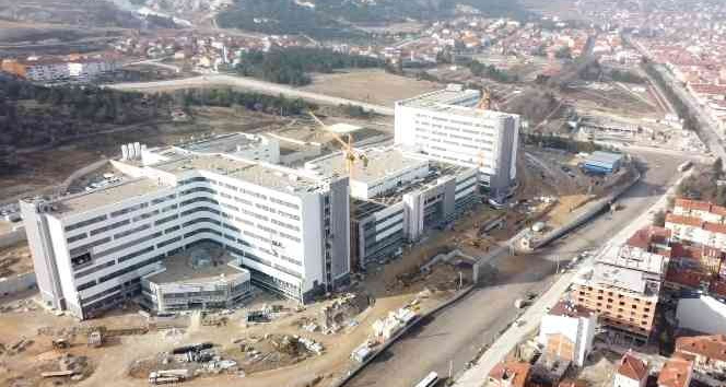 (ÖZEL) Kütahya Şehir Hastanesi inşaatında çalışan işçi sayısı bin 800’e çıkartıldı