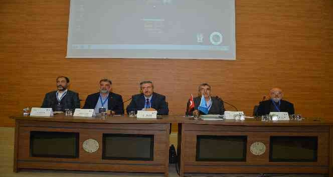 Tevhidi Düşünce Işığında İlim şurası KAEÜ başladı