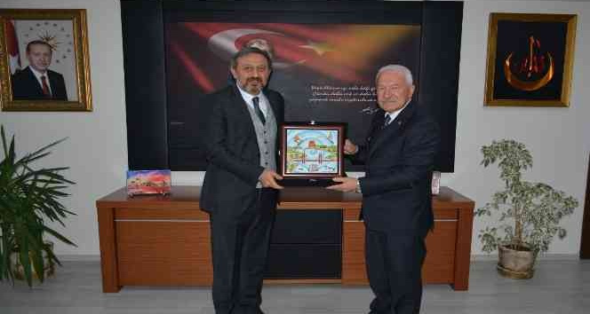 Kocaeli Milletvekili Mehmet Akif Yılmaz, Başkan Yılmaz’ı ziyaret etti