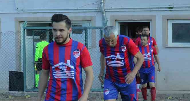 73 yaşında transfer oldu