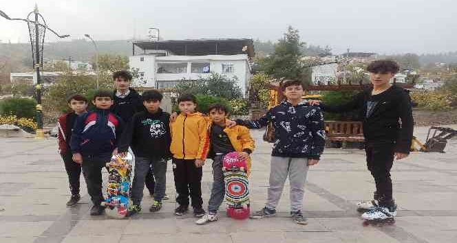 Çocuk ve gençler kaykay pisti istiyor