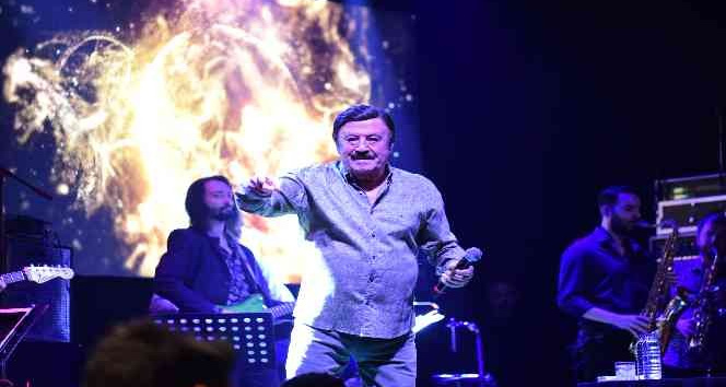 Selami Şahin Bursalıları mest etti