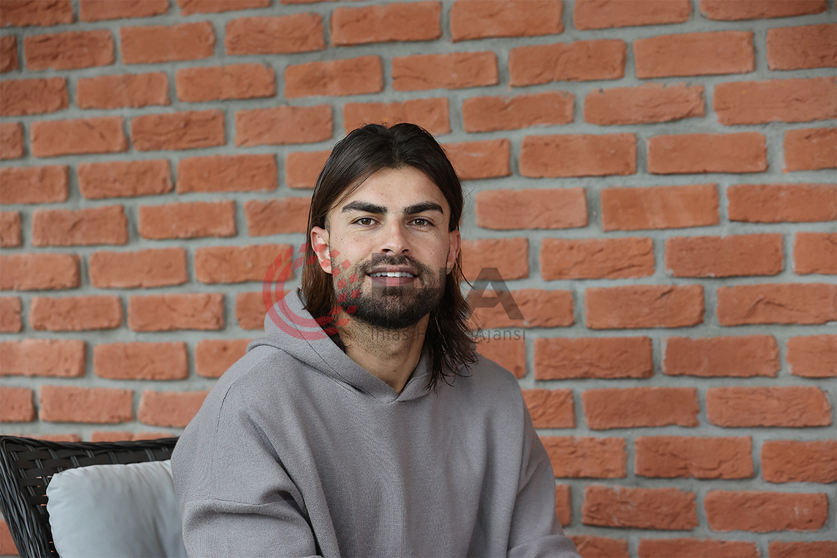 Abdülkerim Bardakcı: 'Galatasaray'da olmak tarif edilemez bir duygu'