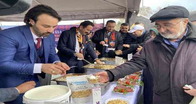 Üsküdar’da vatandaşlara Kayseri’nin meşhur yöresel tatları ikram edildi