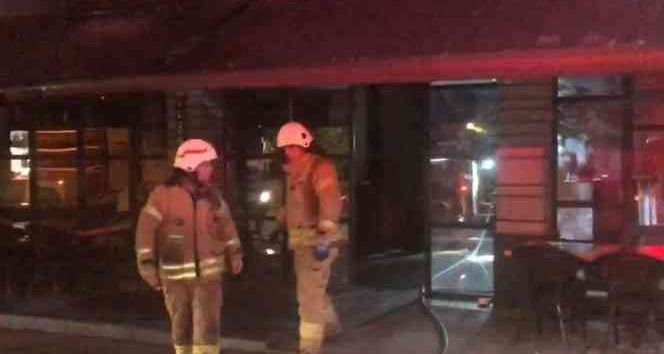 Kadıköy’de korkutan iş yeri yangını